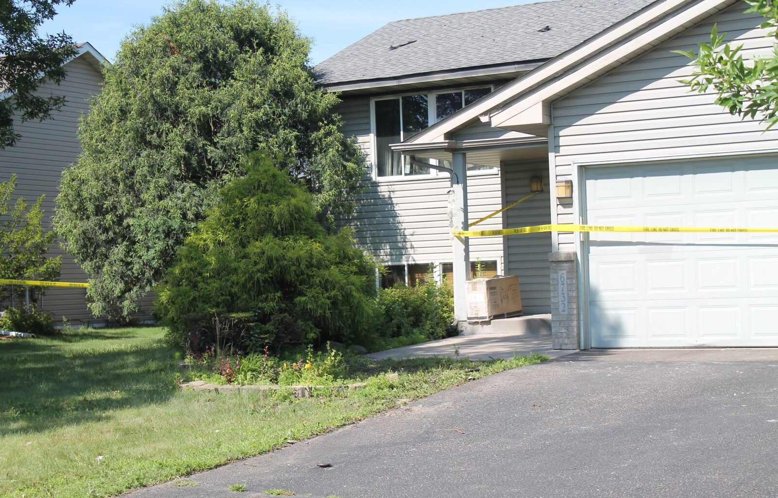 One Firefighter Injured in Brooklyn Park House Fire