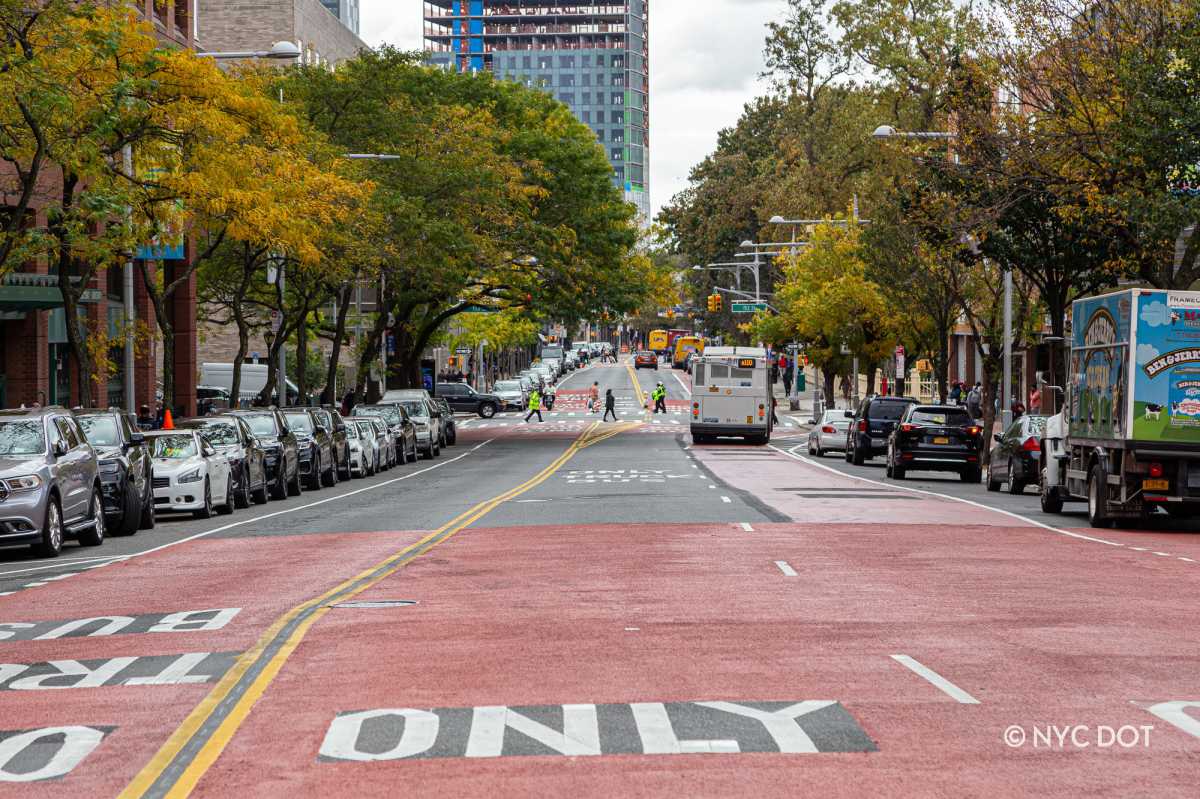 Bronx man charged with manslaughter in deadly hit-and-run while driving recklessly on a restricted roadway in Jamaica: DA – QNS