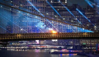 Brooklyn Bridge fire breaks out during July Fourth fireworks show