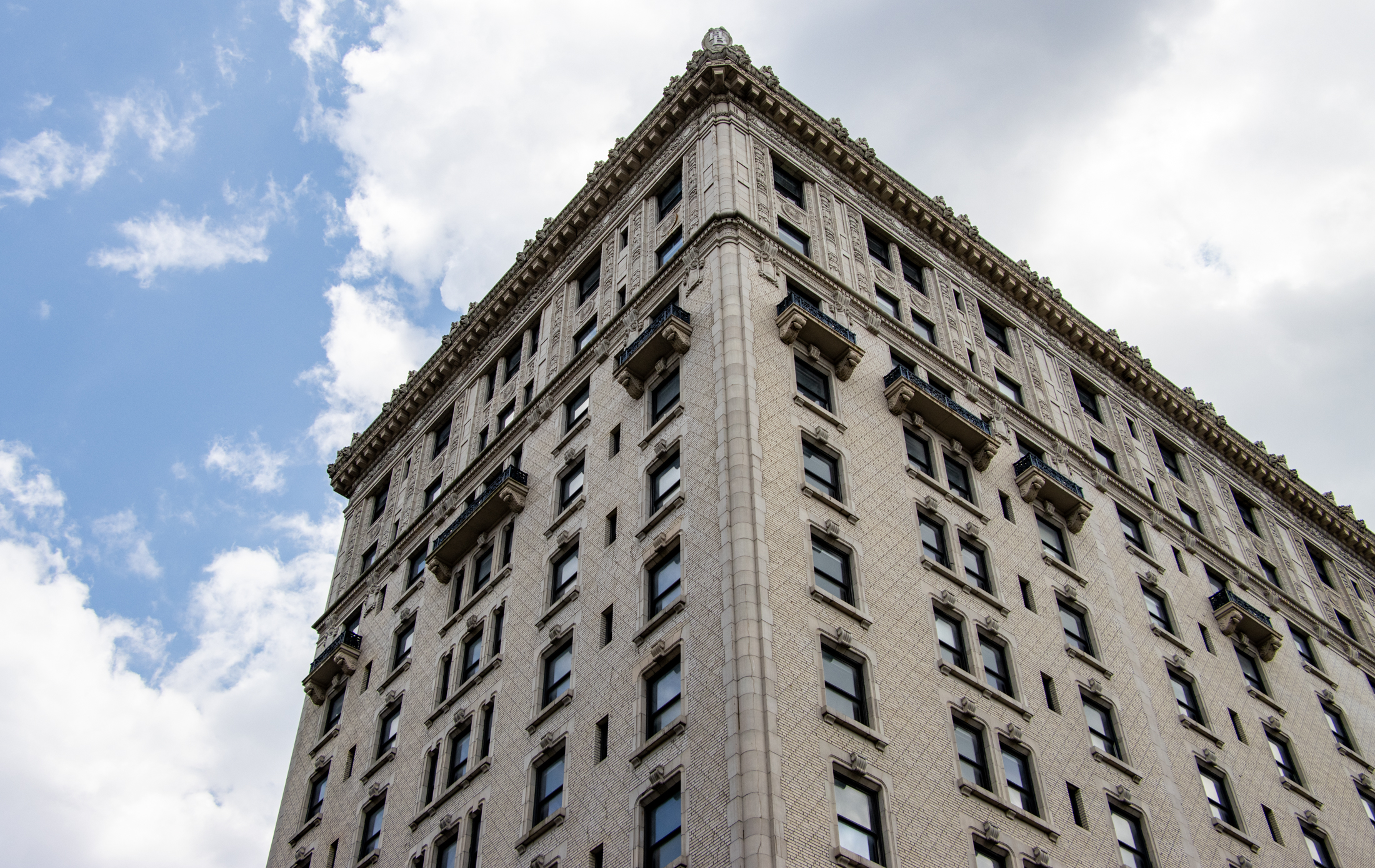 building with ornamental cornice