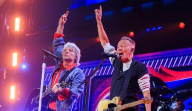 See Bon Jovi, Bruce Springsteen Perform 'Promised Land' in New York