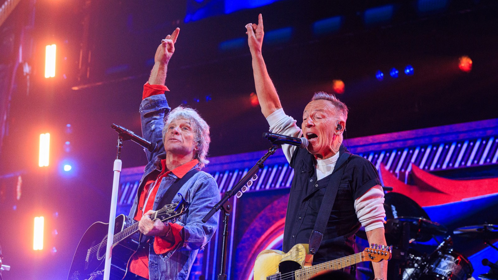 See Bon Jovi, Bruce Springsteen Perform 'Promised Land' in New York