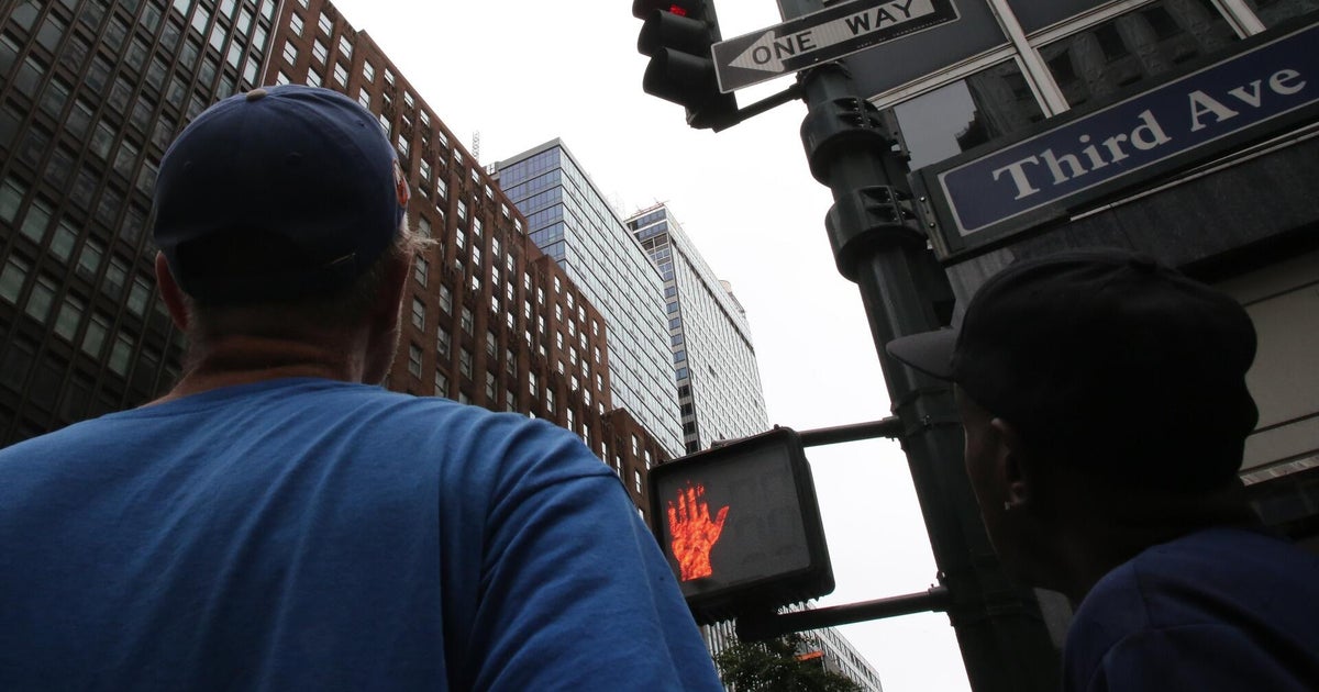 Scary moments in New York City after building's columns buckle, collapse concerns grew