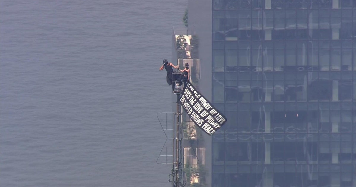 Who climbed the Empire State Building? Here's what we know.