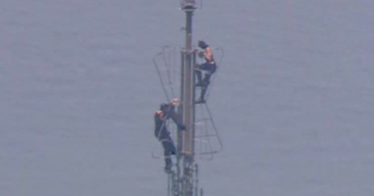 Empire State Building climbers due in court after scaling the building in daring stunt