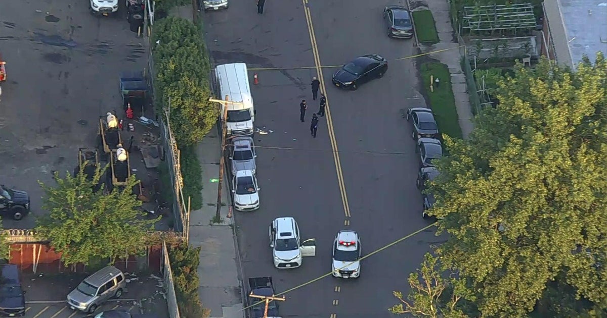 Man stabbed multiple times after possible road rage incident in Queens