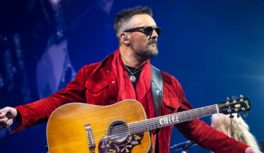 Eric Church Performs Epic Cover Of Queen's "Fat Bottomed Girls" At Night One Of His Sold Out Red Rocks Shows [Watch]