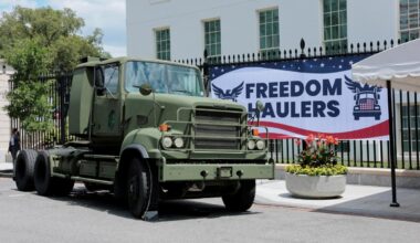 Trump gives veterans priority pass for trucking jobs after New York and California busted for illegal immigrants on the road