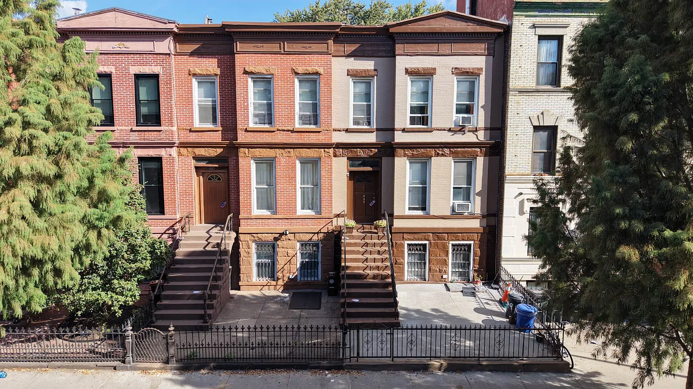 brick row house