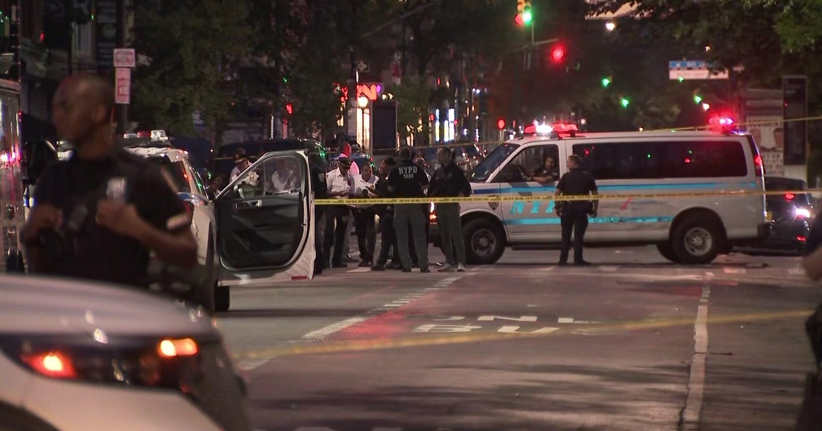 NYPD says detective struck by friendly fire during encounter with armed suspect in Brooklyn