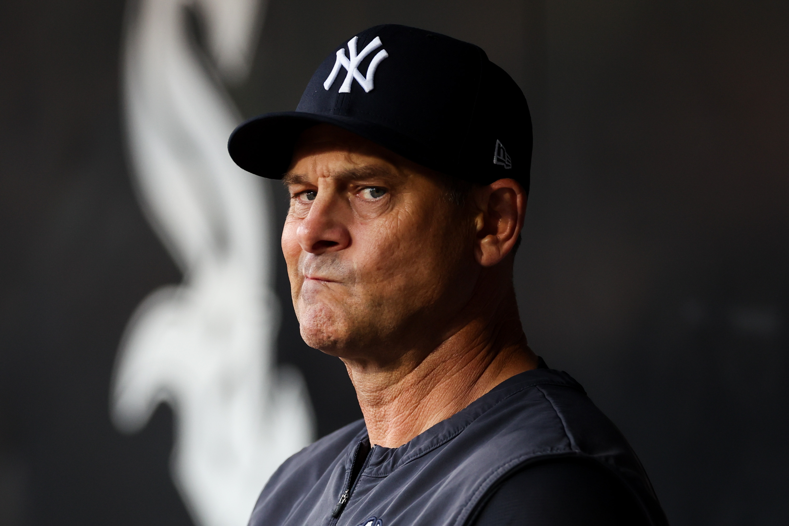 Yankees manager Aaron Boone (17) stands in the dugout before the Yankees play the White Sox at Rate Field July 27, 2026 in Chicago. (Armando L. Sanchez/Chicago Tribune)