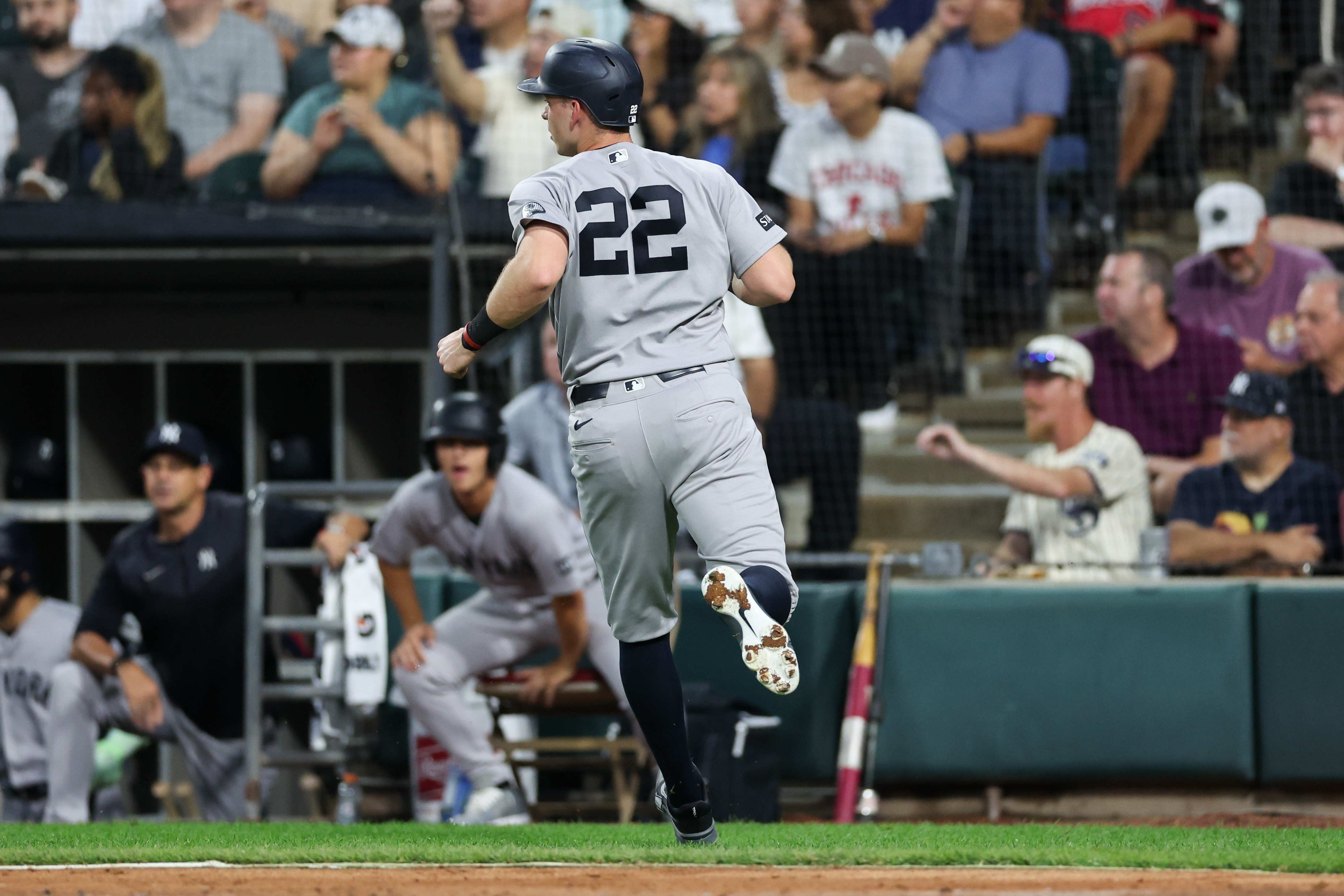 Yankees first baseman Ben Rice (22) scores a run off a ground-out from Yankees shortstop Anthony Volpe (11) during the fourth inning against the White Sox at Rate Field July 27, 2026 in Chicago. (Armando L. Sanchez/Chicago Tribune)