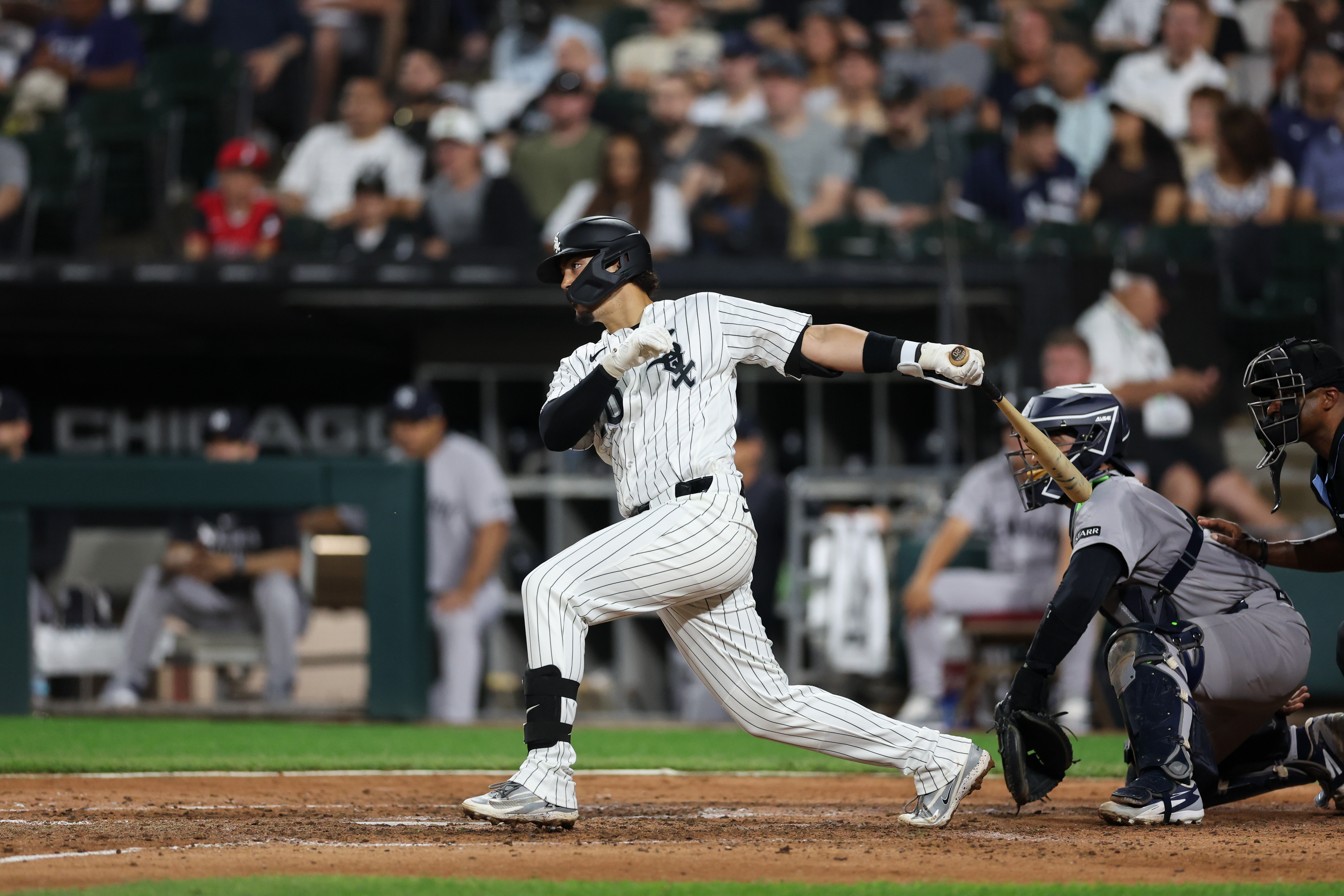 White Sox third baseman Miguel Vargas (20) hits a double during the fifth inning against the Yankees at Rate Field July 27, 2026 in Chicago. (Armando L. Sanchez/Chicago Tribune)
