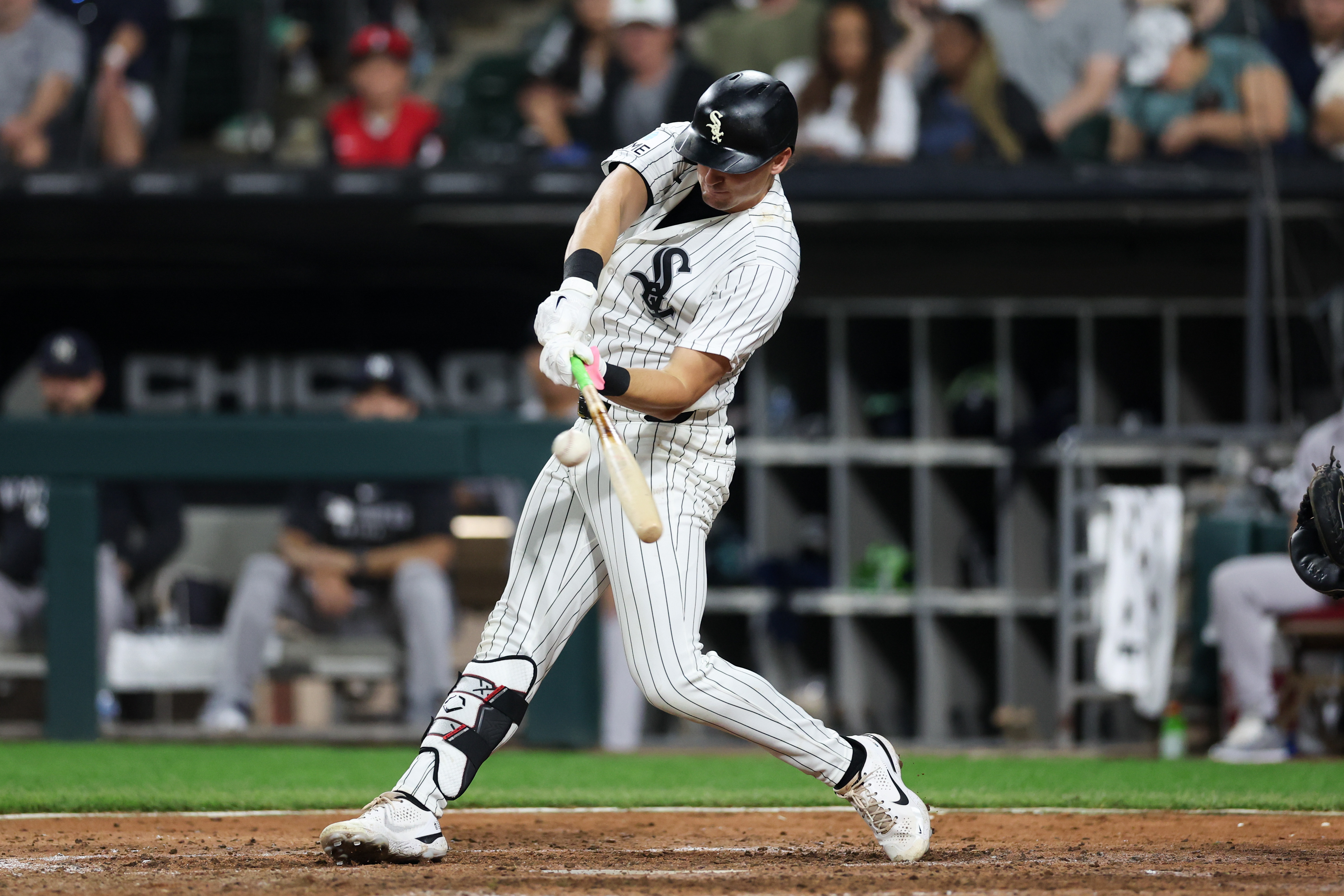 White Sox shortstop Colson Montgomery (12) hits a single during the seventh inning against the Yankees at Rate Field July 27, 2026 in Chicago. (Armando L. Sanchez/Chicago Tribune)