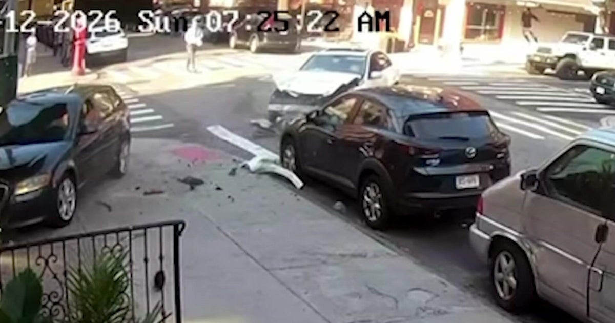 Video shows wrong-way driver cause chain-reaction crash into Brooklyn deli