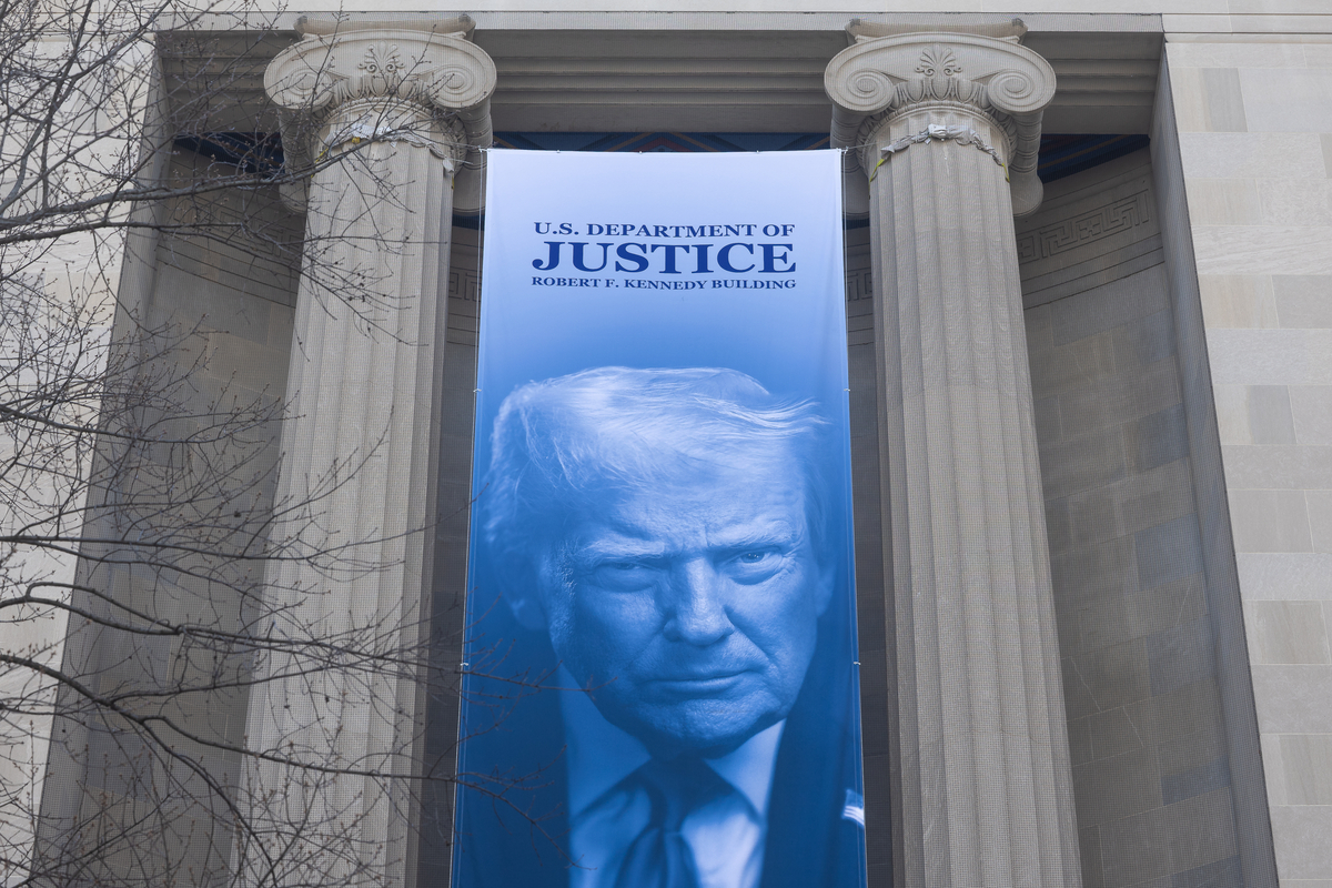 Judge casts doubt on New York’s polluter pays climate law