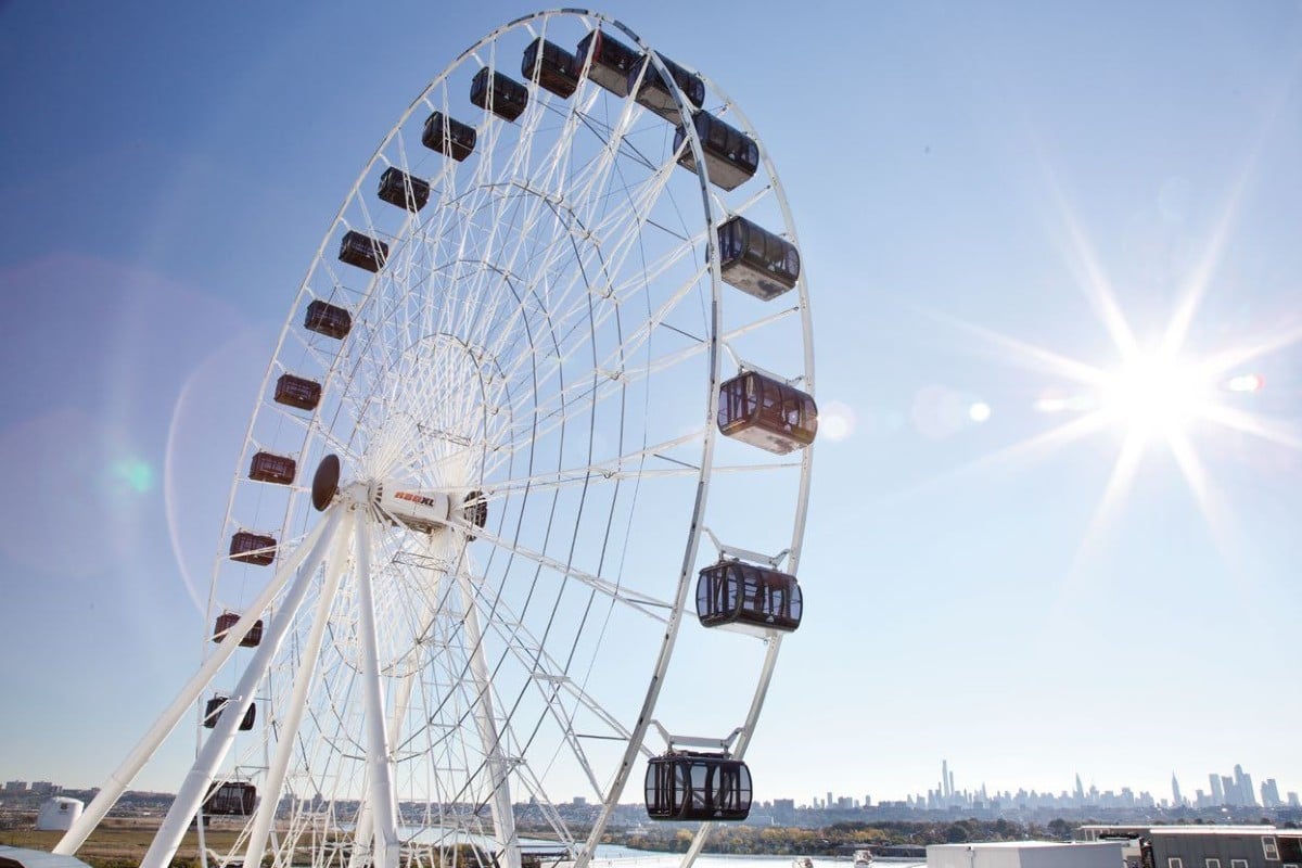Less than 1 hour from NYC: The second-largest mall in the U.S. is quietly hiding a 300-foot Ferris wheel with the best views of the Manhattan skyline