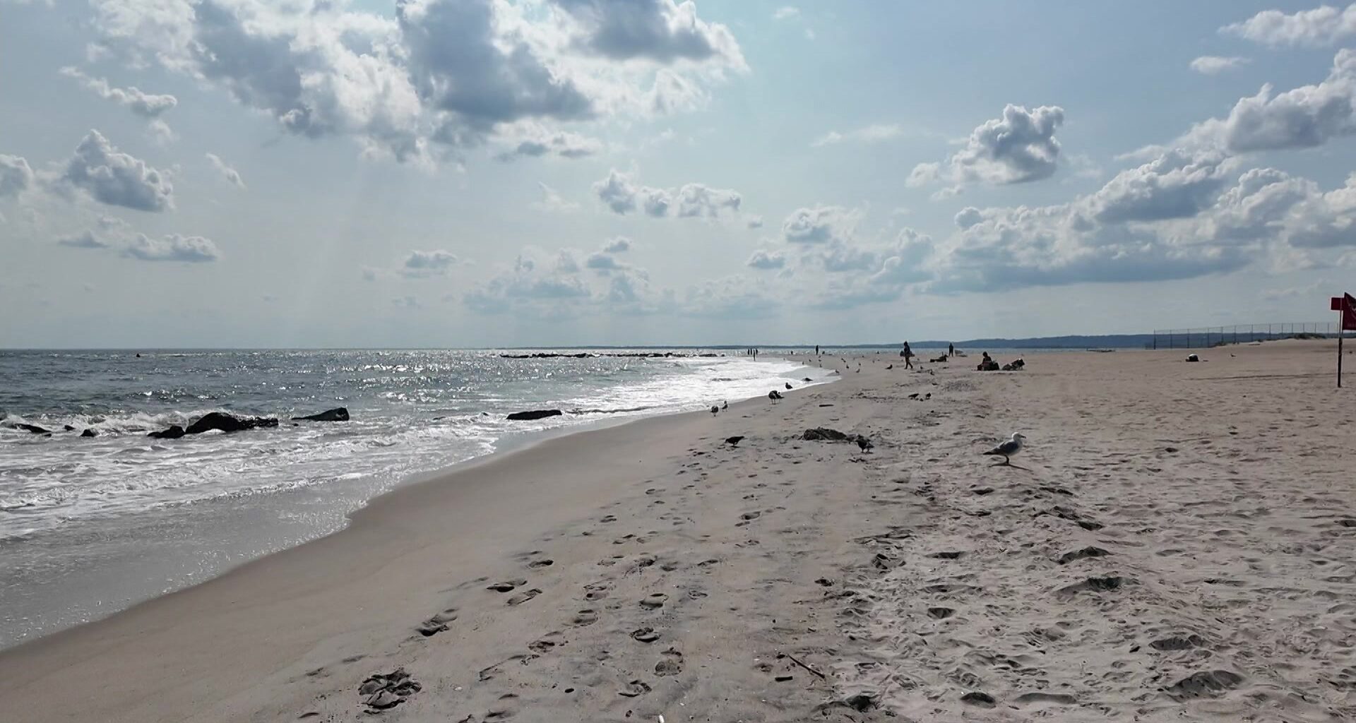 News 12 | Connecticut | High Rip Current Risk Declared At Brooklyn Beaches