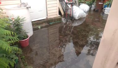 Flushing residents deal with flash flooding aftermath