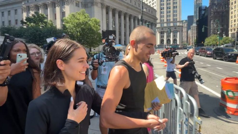 Empire State Building couple leaving court