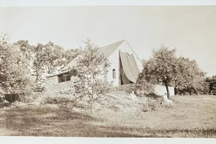 The front was built so sculptures could be wheeled out to a terrace for viewing in natural light.