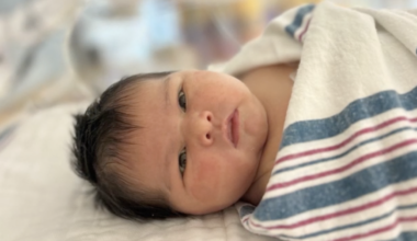 New York mom gives birth to 14-pound baby girl