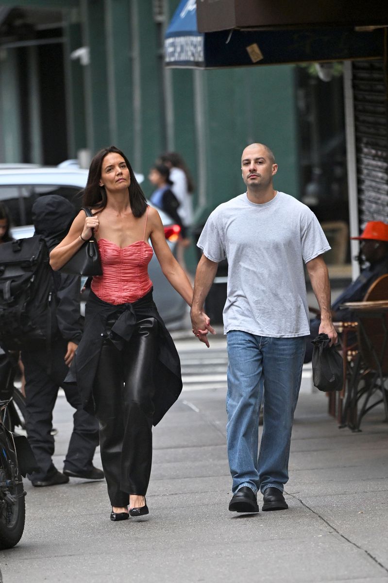 Katie Holmes and Jason Bard Yarmosky held hands as they attended a SoHo Sessions charity event in New York City.