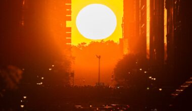 Manhattanhenge 2026 is visible tonight in NYC. Here's the forecast and where to get the best view.
