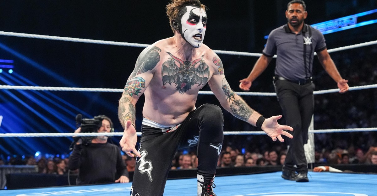 WWE Saturday Night’s Main Event NYC results, live match coverage