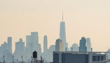 Air quality alert for New York City area due to wildfire smoke from Canada