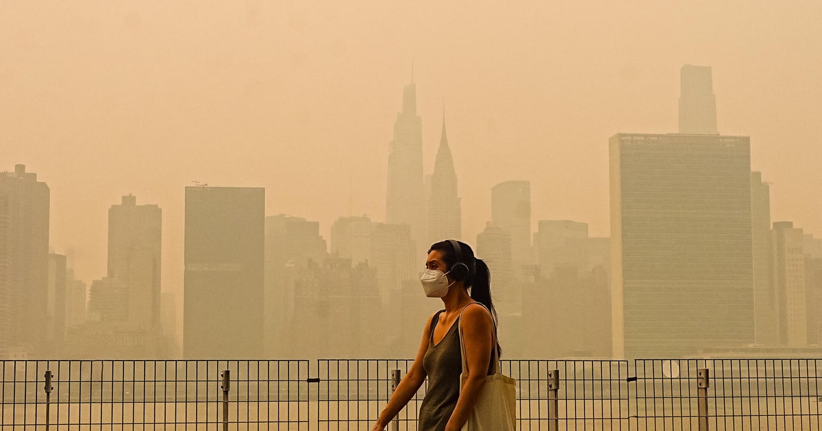 Wildfire smoke from Canada shrouds New York City skyline