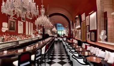 The 15 Best Luxury Hotel Bars in New York City