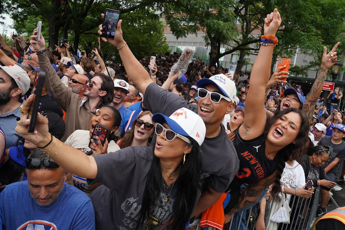 A Brooklyn man was arrested after investigators say he set a charter bus on fire during the Knicks’ championship celebration in Times Square.