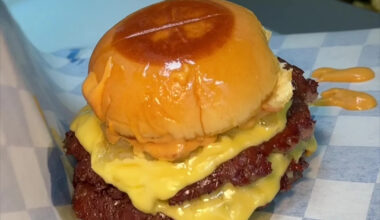 The Secret Behind NYC’s Messiest, Most Addictive Double Cheeseburger