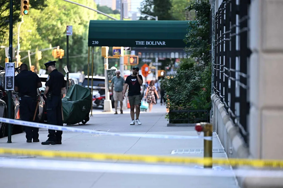 2 Men Stabbed in Possible N.Y.C. Hate Crime After Suspect Allegedly Yelled ‘Allahu Akbar,’ Police Say