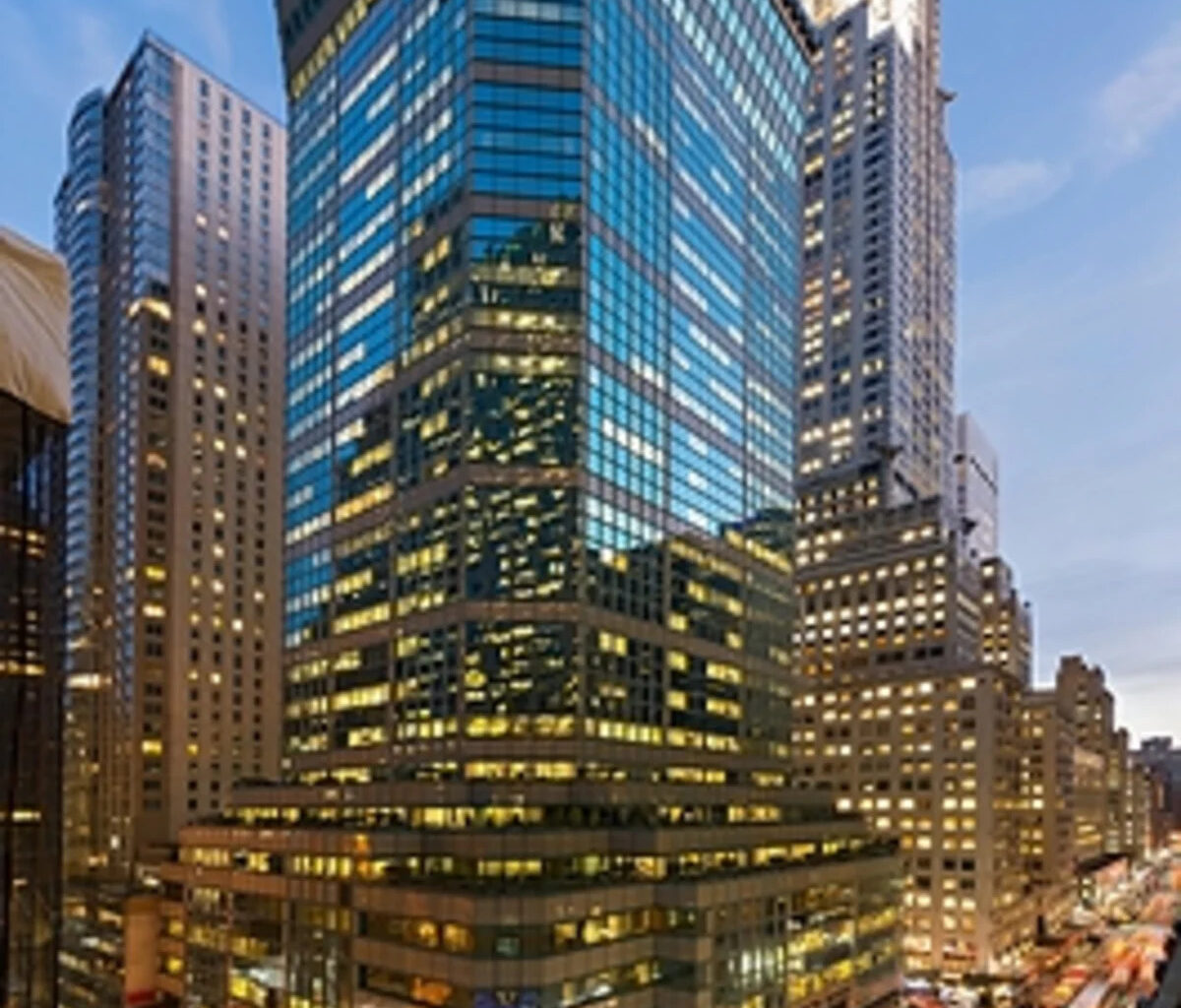 JLL arranges $352M refinancing for 425 Lexington Avenue in Midtown Manhattan