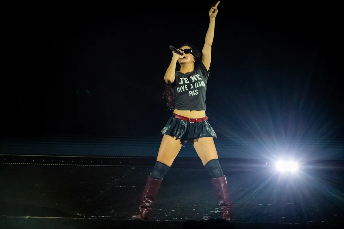 See Charli XCX Debut ‘Music, Fashion, Film’ Songs at Brooklyn Gig
