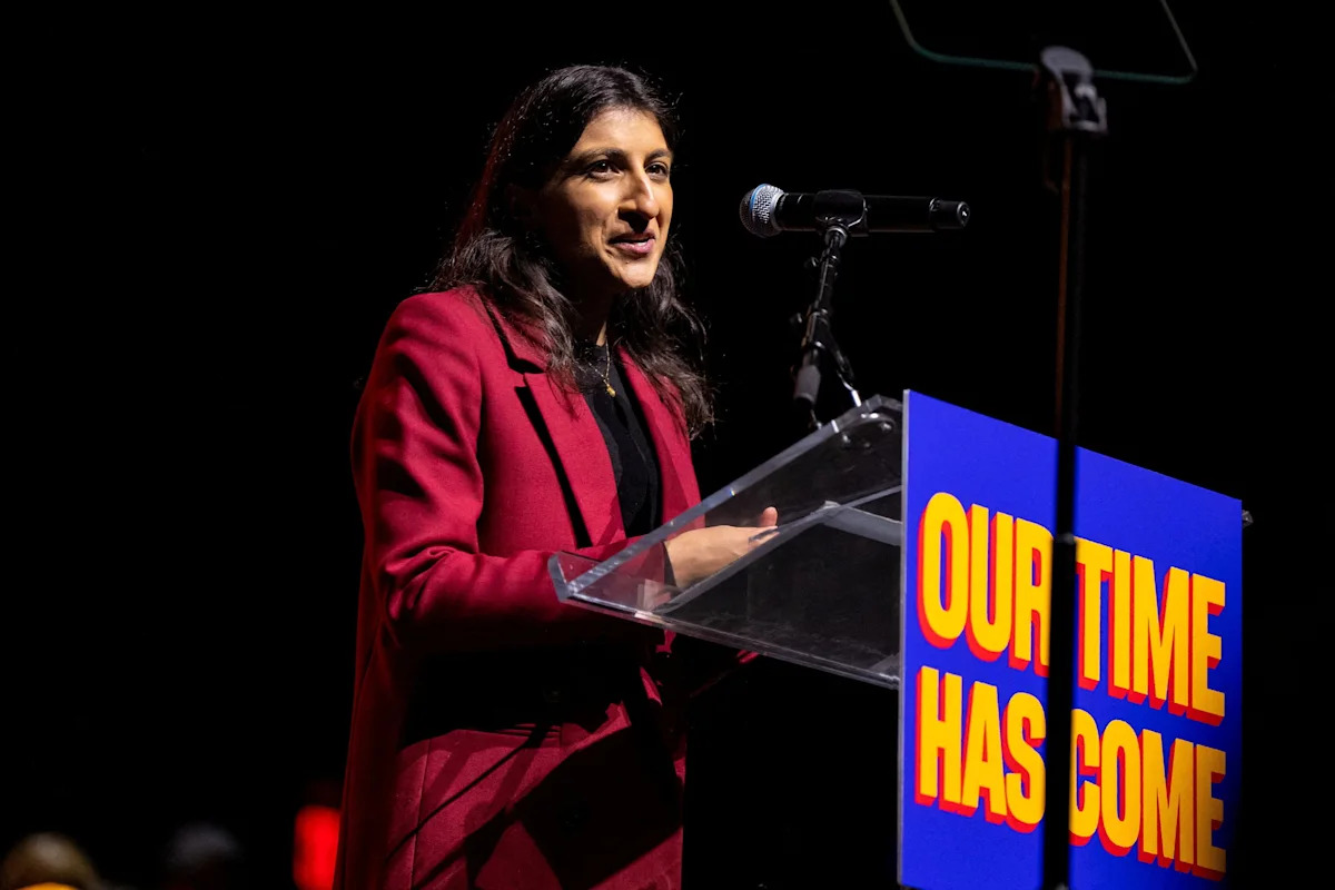 Lina Khan gets a new NYC gig