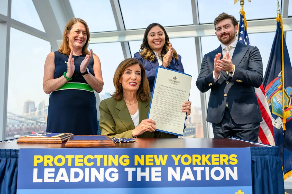 New York becomes the first US state to ban hyperscaler data centers