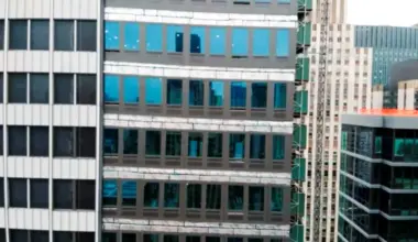NYC high-rise in danger of collapse faced complaints including workers blowing material off roof with a leaf blower