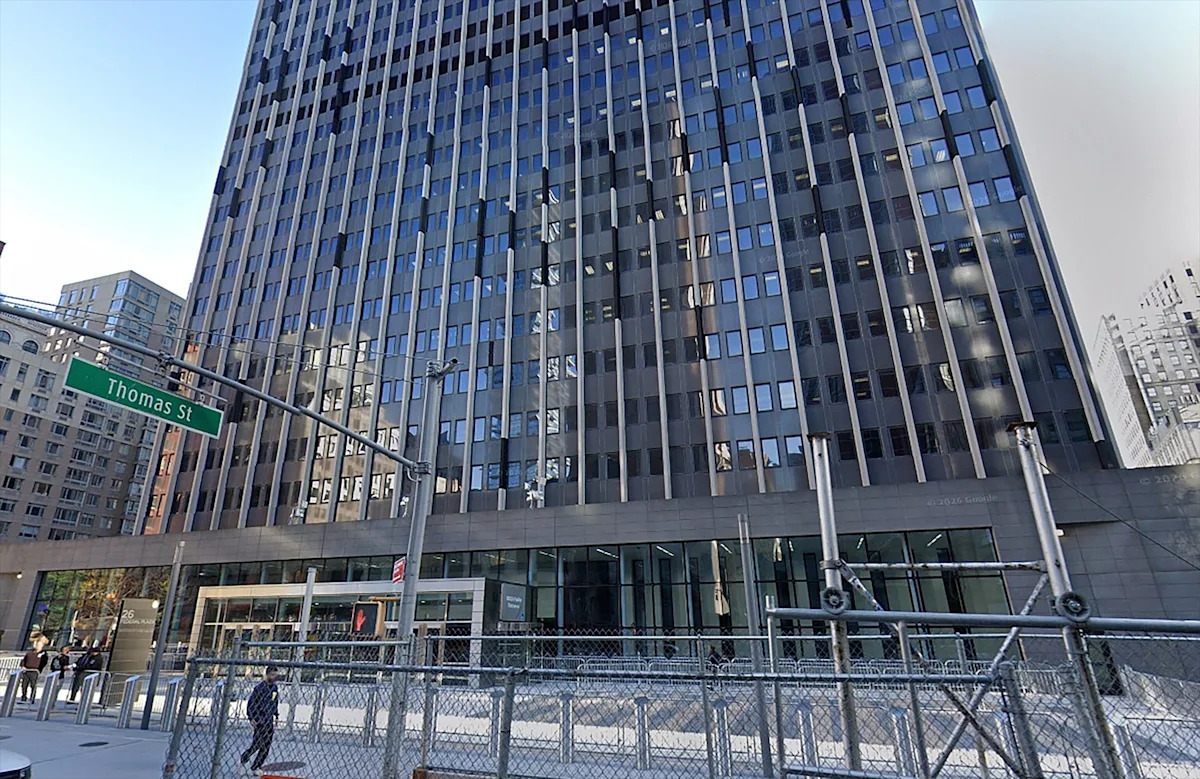 Man in custody after setting off 'incendiary device' outside NYC federal building