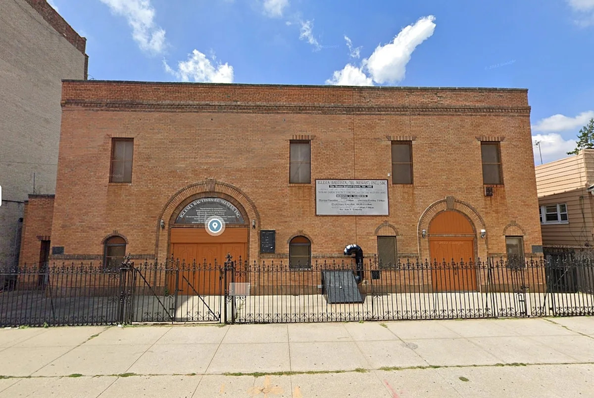 Man arrested for allegedly throwing Molotov cocktails at NYC houses of worship