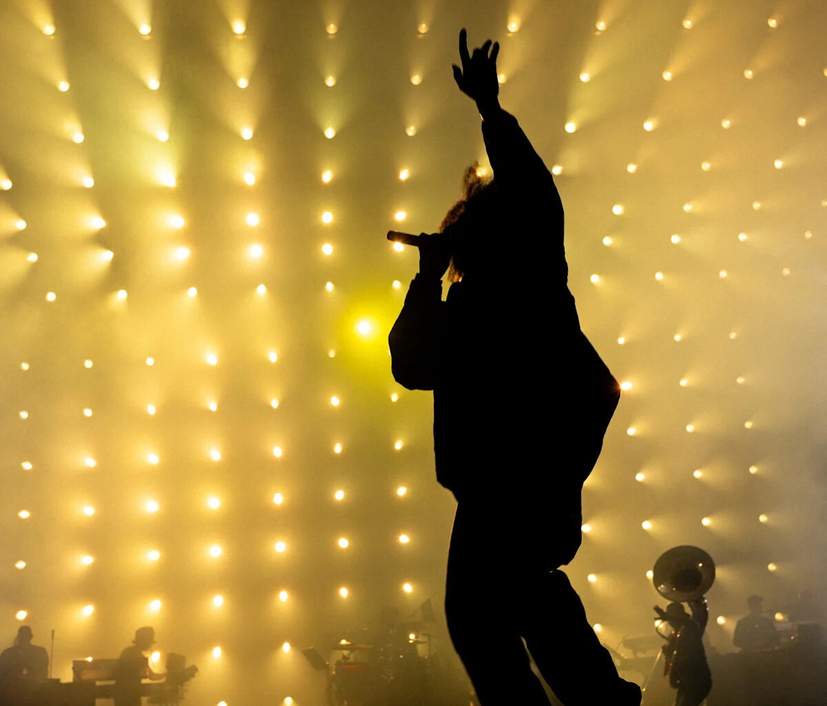 Rihanna, Usher, Beyoncé, others join Jay-Z for epic NYC finale