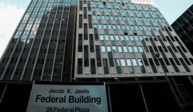 1 person arrested after explosion outside New York City federal building