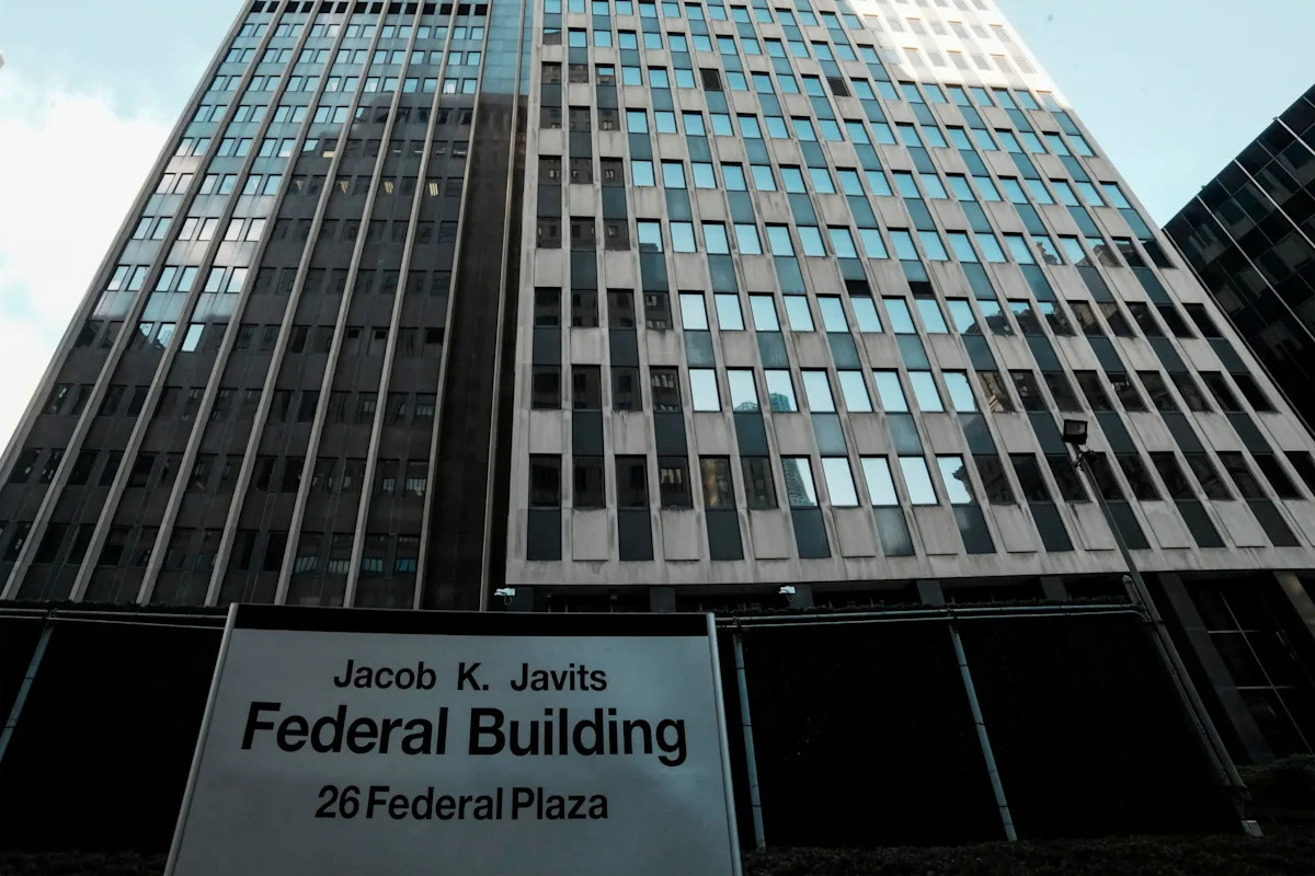 1 person arrested after explosion outside New York City federal building