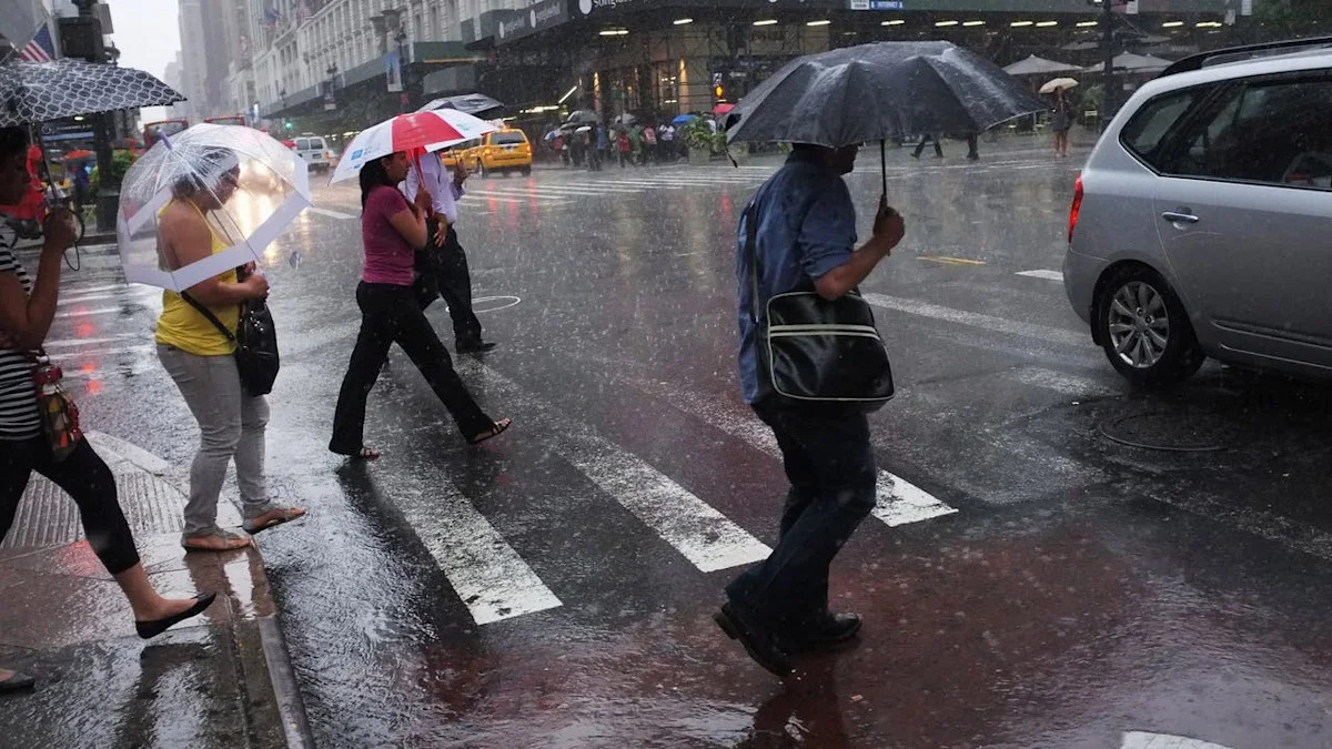 Severe thunderstorms, flood watch in store for NYC this weekend: Forecast latest