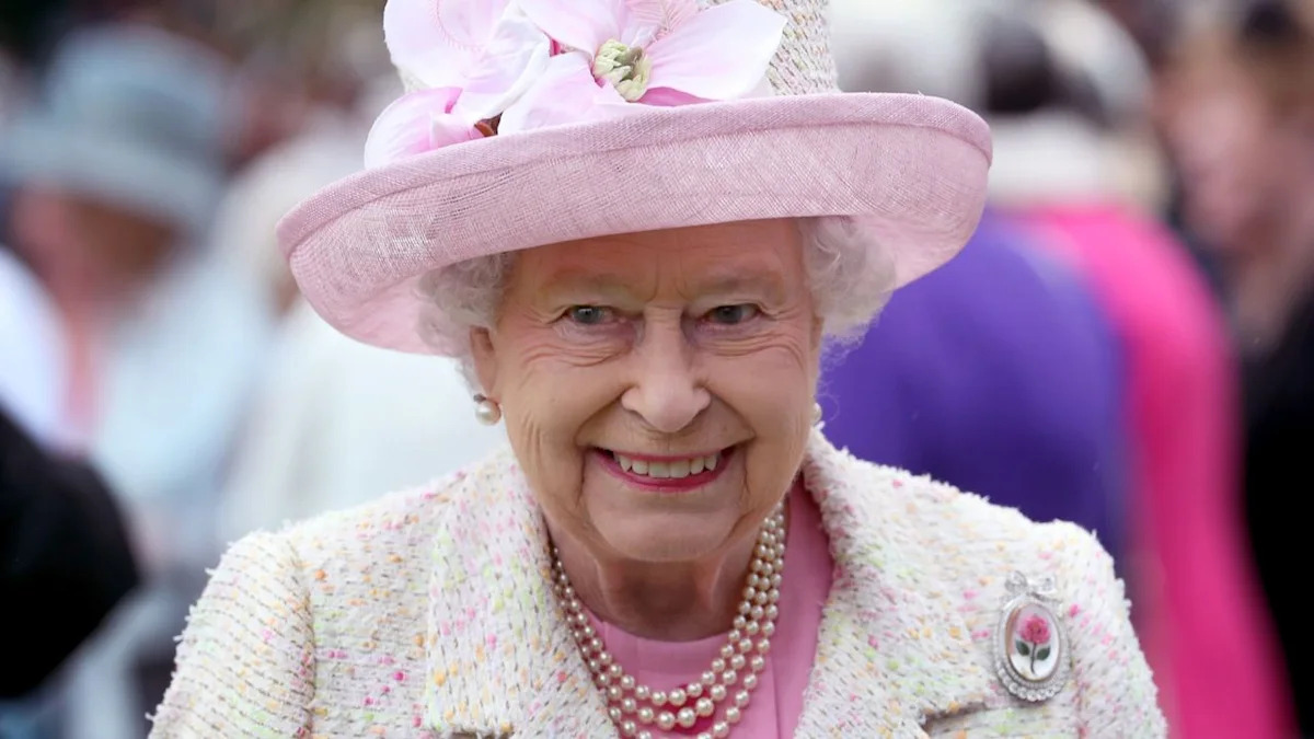 Queen Elizabeth's non-negotiable summer rule kept her bedroom cool