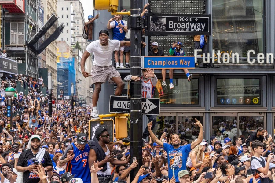 NYC auctioning original ‘Champions Way’ street sign from Knicks parade