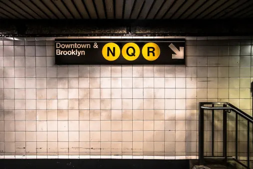 Drug dealer threatens man with butcher knife on Brooklyn subway: NYPD