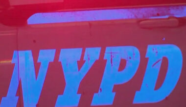 Off-duty NYPD officer slashed in Queens, multiple suspects wanted: NYPD